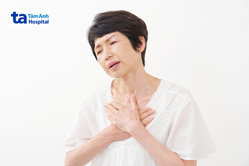 Bệnh phổi tắc nghẽn mạn tính khiến người bệnh cảm thấy khó thở