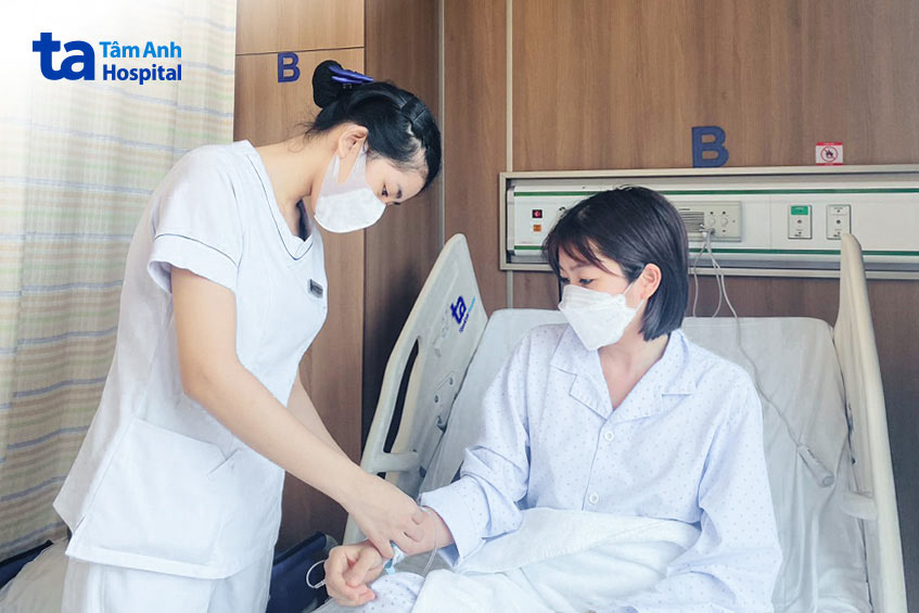 chị trang được điều dưỡng chăm sóc