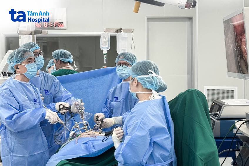 mất máu là do ung thư đại tràng
