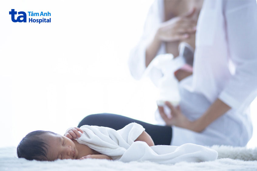 nên hút sữa sau mỗi cử bú