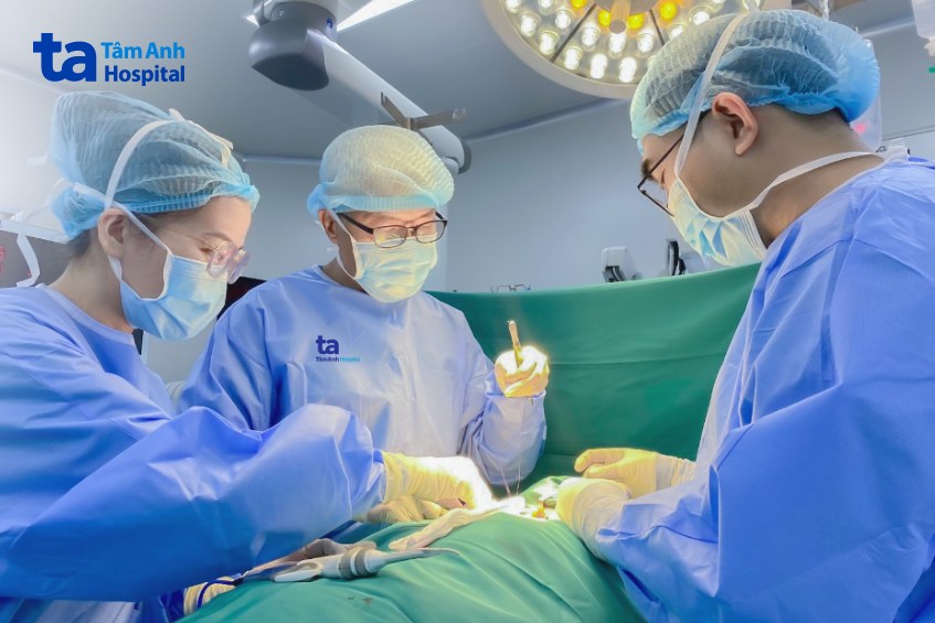 phẫu thuật ung thư tuyến giáp không nguy hiểm