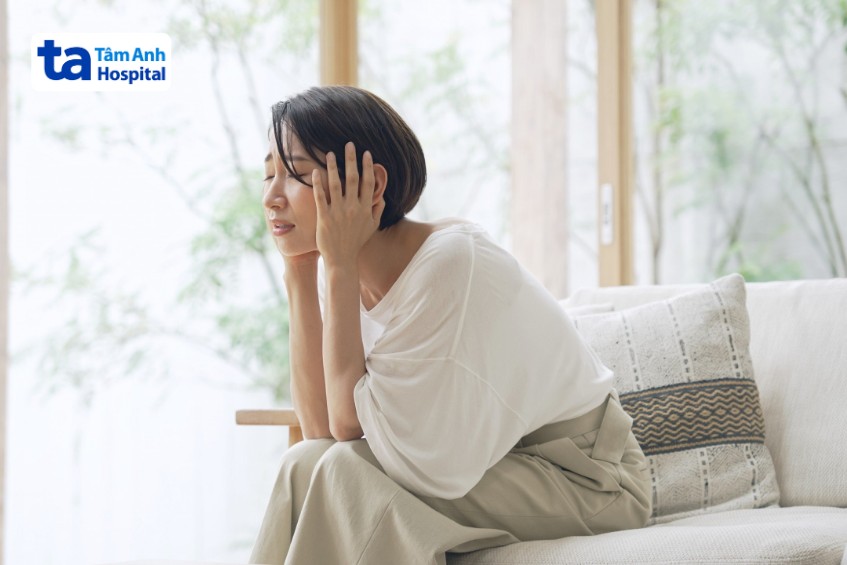 suy nhược cơ thể gây cảm giác mệt mỏi toàn thân