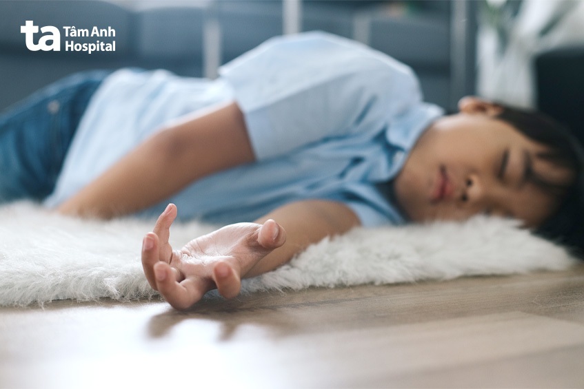 triệu chứng nang màng nhện ở trẻ em