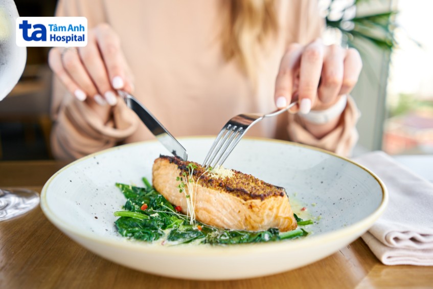 áp dụng chế độ dinh dưỡng giúp tình trạng bạch cầu ái kiềm khỏe mạnh