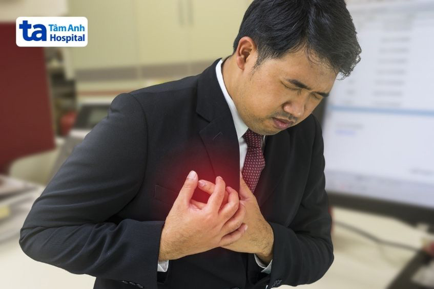 Người bệnh ngoại tâm thu có thể gặp một số triệu chứng gây khó chịu