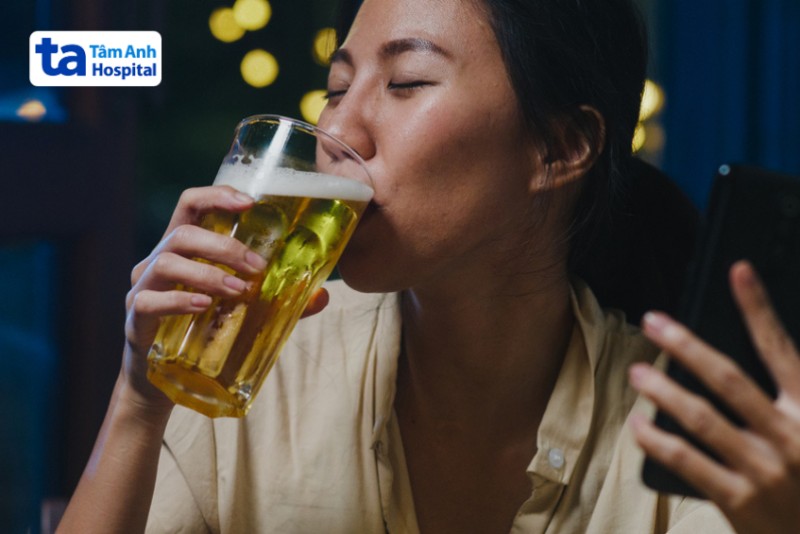 Rượu, bia ảnh hưởng đến quá trình lành xương như thế nào?