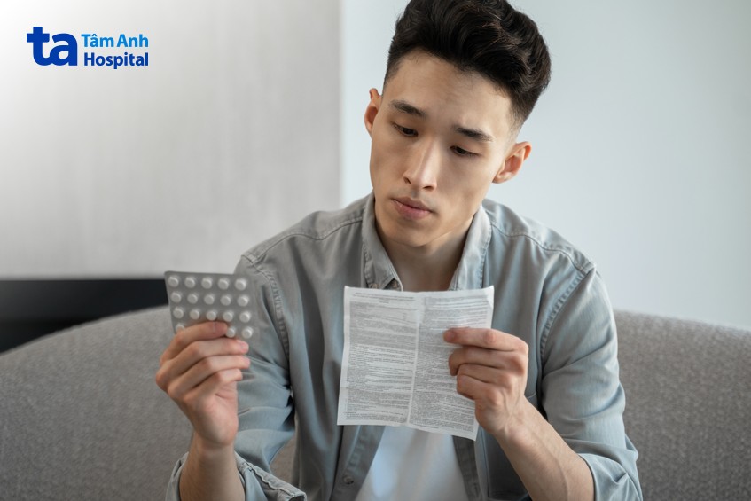 cần xem kỹ hướng dẫn sử dụng trước khi dùng thuốc