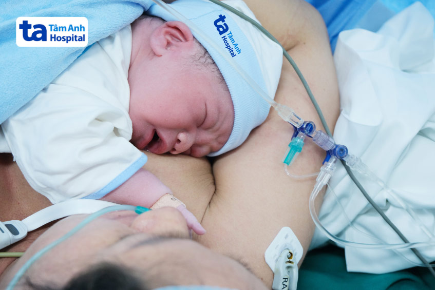 Chị Vy thuận lợi sinh con khỏe mạnh nhờ kỹ thuật IVF tại IVF Tâm Anh TP HCM