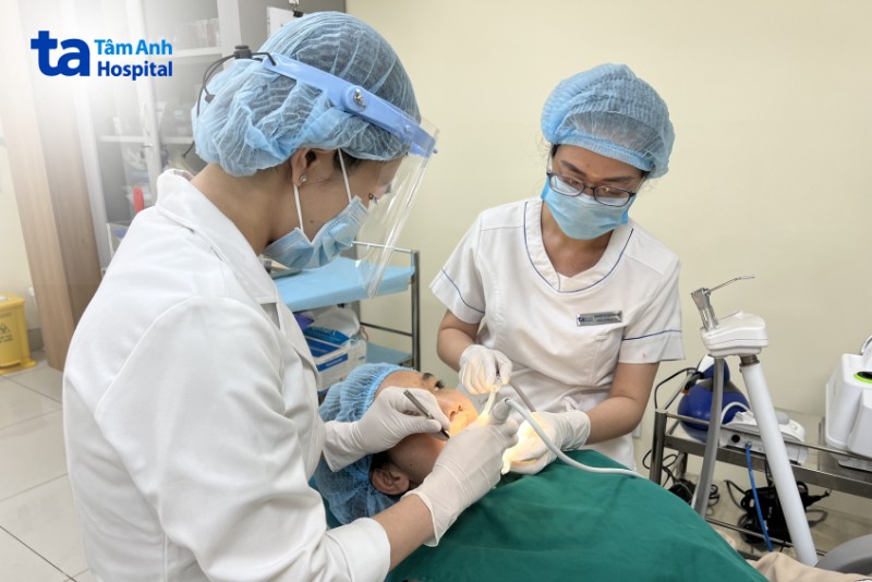Vì sao nên nạo túi nha chu tại BVĐK Tâm Anh?