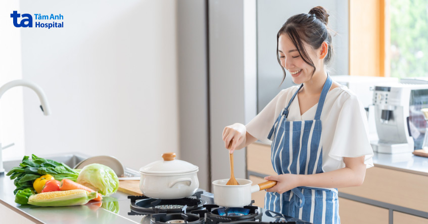 Nấu ăn cho gia đình giúp kiểm soát lo lắng, căng thẳng