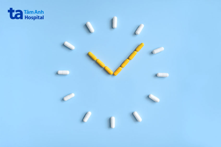 Người bệnh nên uống thuốc đúng giờ để tránh quên liều