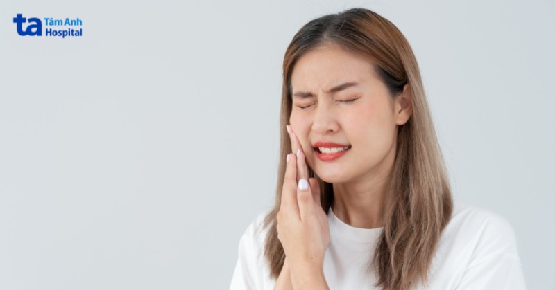 nhổ răng có ảnh hưởng gì không, sưng tấy
