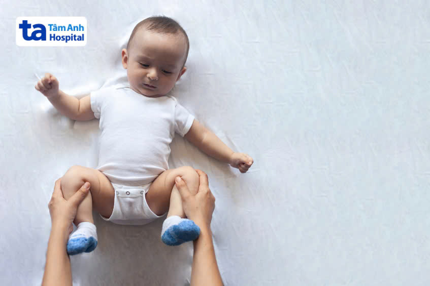 tình trạng chỉ được phát hiện sau khi sinh một thời gian