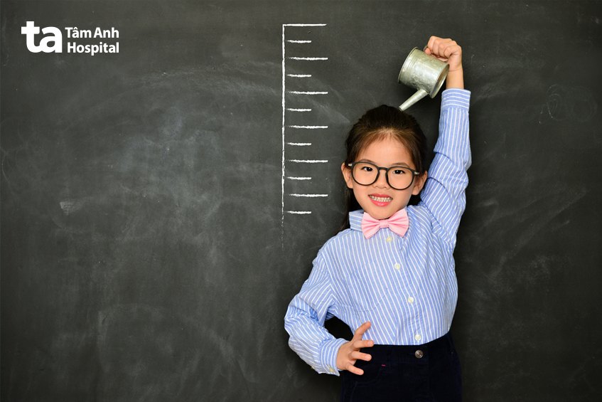 Trẻ thiếu hormone GH thường thấp lùn, tăng trưởng chậm