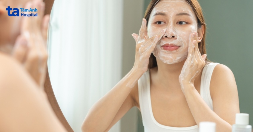 vệ sinh vùng da sau tiêm meso nhẹ nhàng