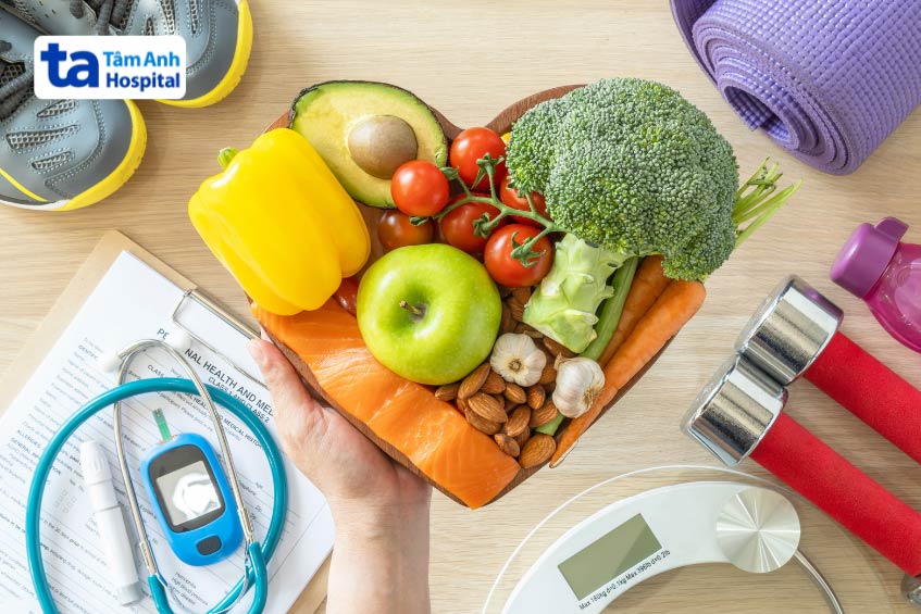 Người bệnh cần xây dựng lối sống lành mạnh và ăn uống khoa học để ngăn ngừa tái phát tình trạng rối loạn nhịp tim