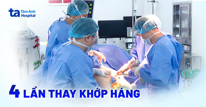 Cụ bà ngồi xe lăn tự đi lại sau thay khớp háng lần thứ tư