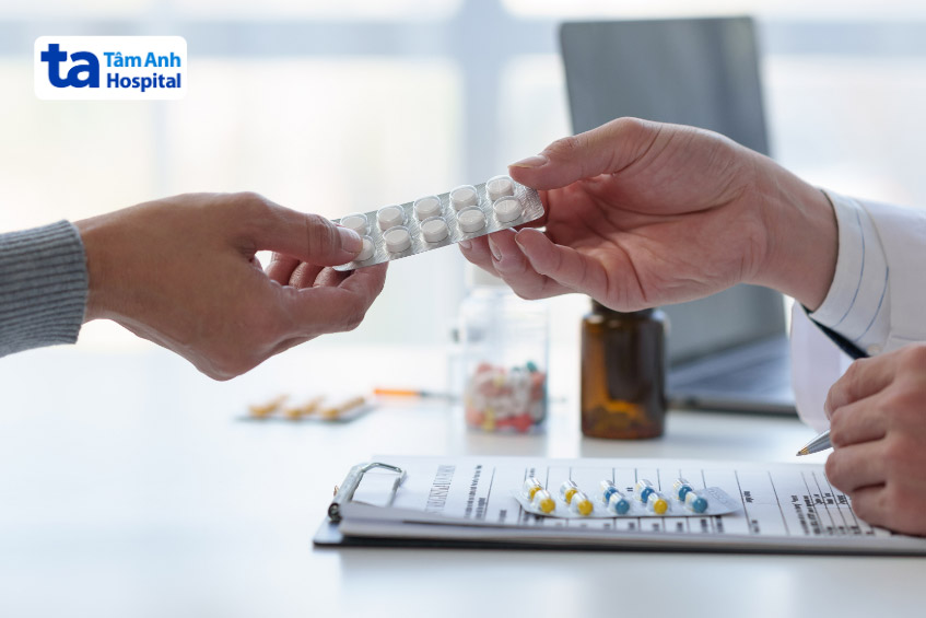 điều trị nang naboth bằng thuốc