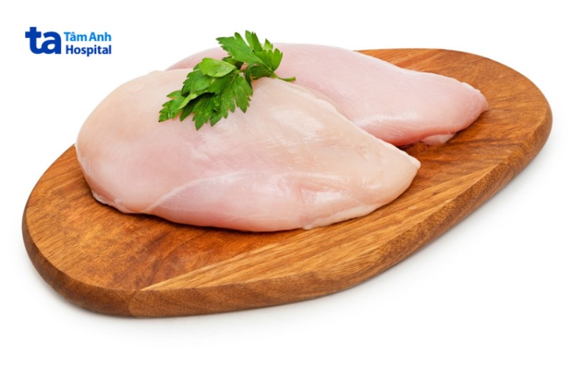 Người gãy xương ăn thịt gà sao cho hiệu quả?