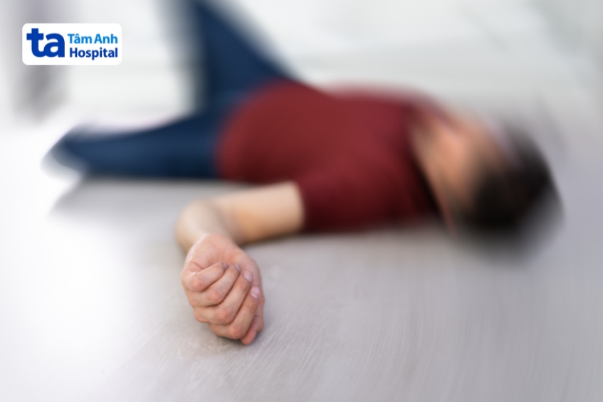 gọi cấp cứu động kinh khi quá 5 phút