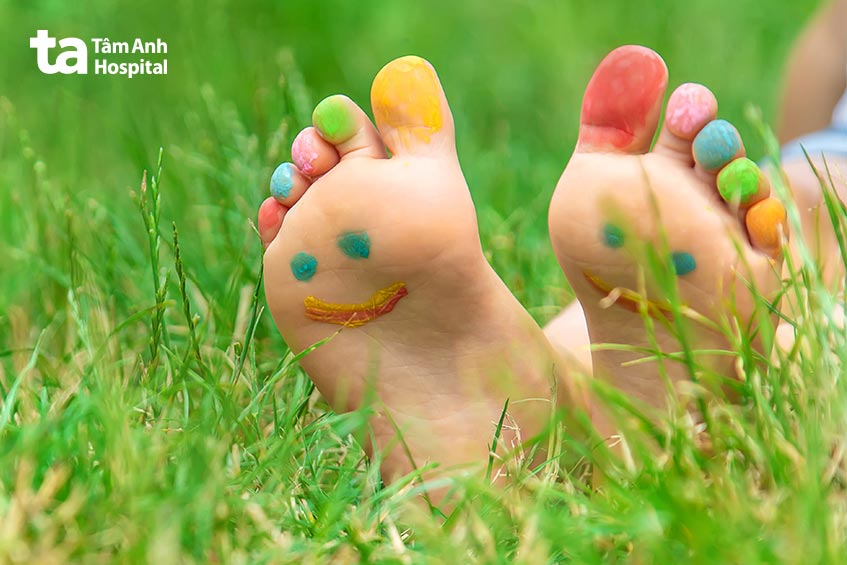 hiện tượng bao quy đầu dính vào đầu dương vật
