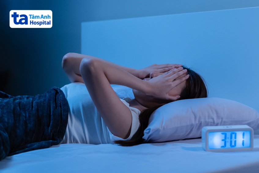 hội chứng chân không yên gây mất ngủ