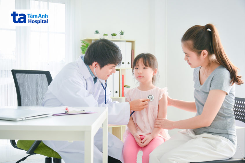 Lỗ thông liên thất nhỏ có thể tự đóng lại khi trẻ được 6 tuổi