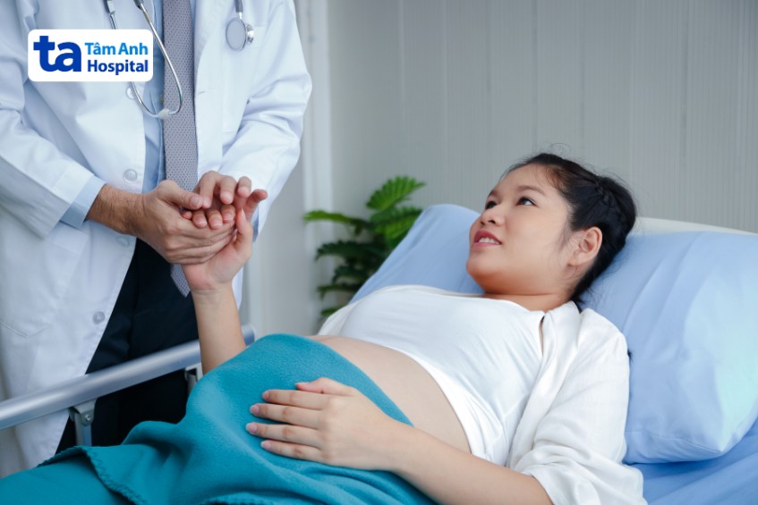 mẹ bầu bị suy nhược cơ thể cần được khám và chữa trị càng sớm càng tốt