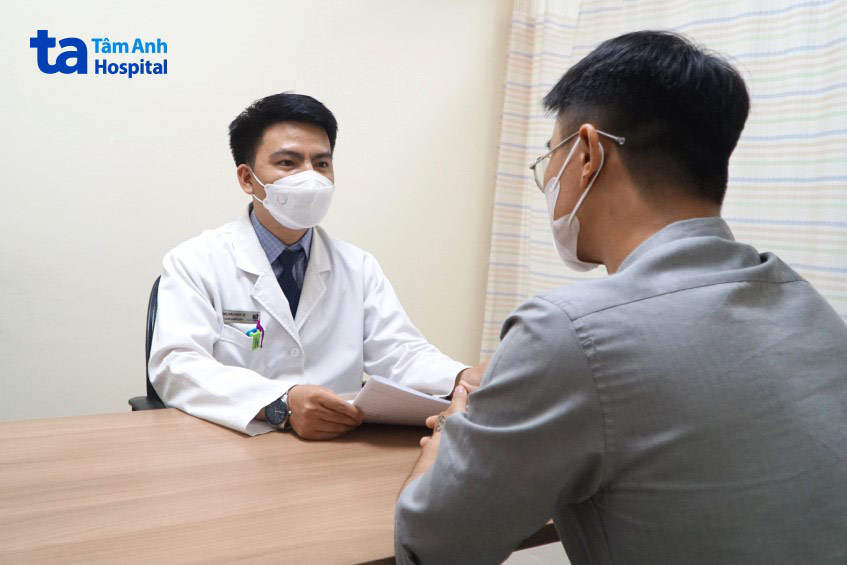 nam giới nên nhanh chóng đi khám tại các cơ sở y tế