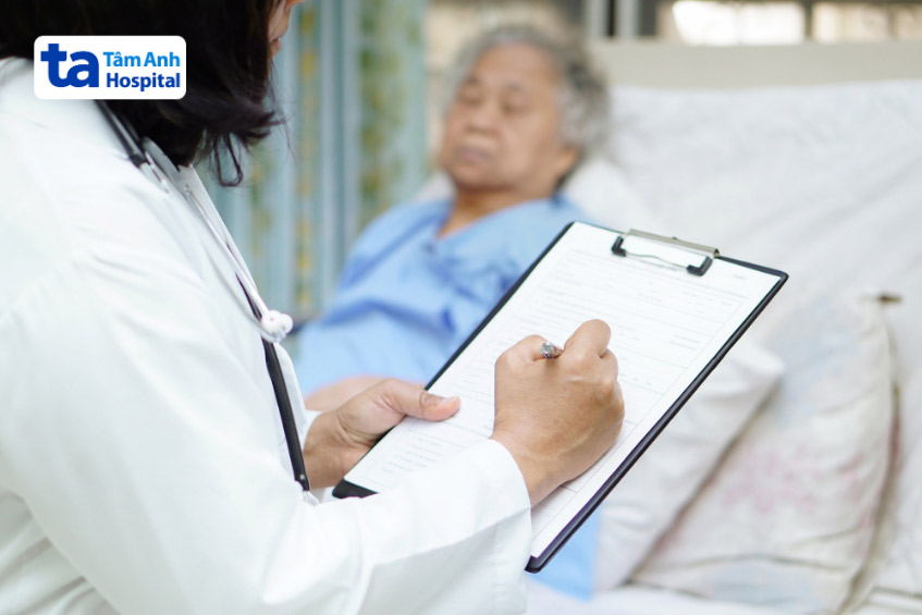 nguy cơ suy nhược cơ thể sẽ gia tăng ở người cao tuổi