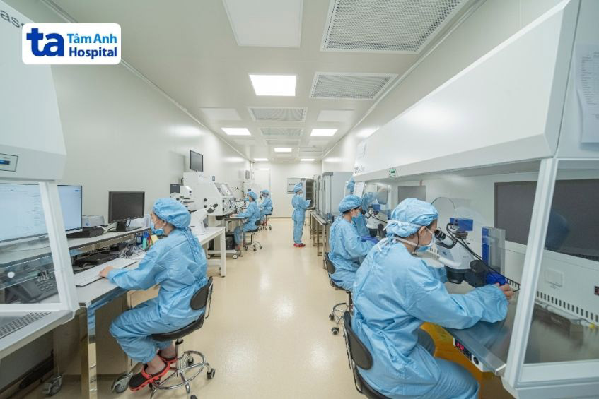 Hệ thống phòng lab nuôi phôi chuẩn ISO 5 tại IVF Tâm Anh