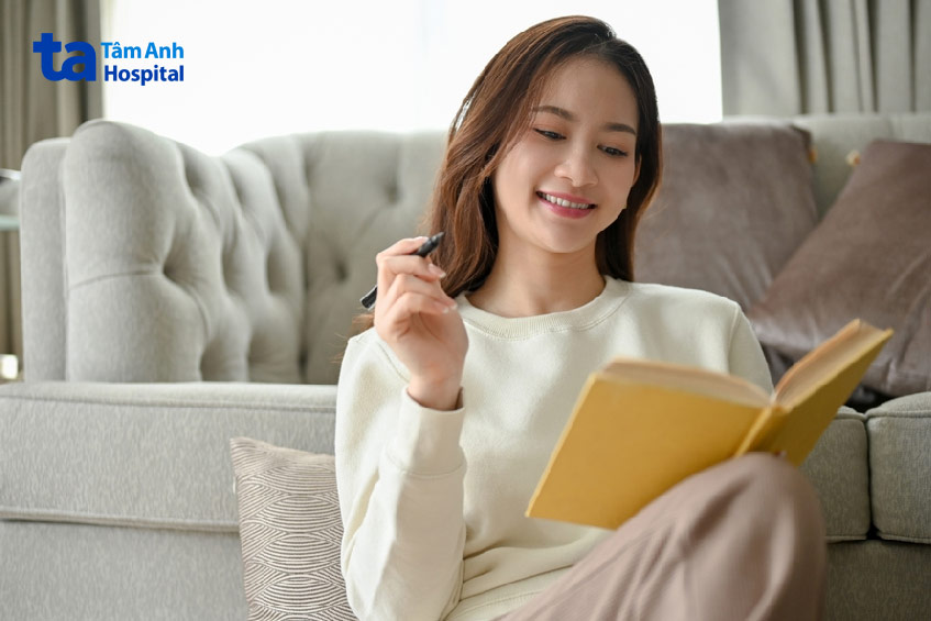 tập đọc sách giúp ích cho người loạn thị