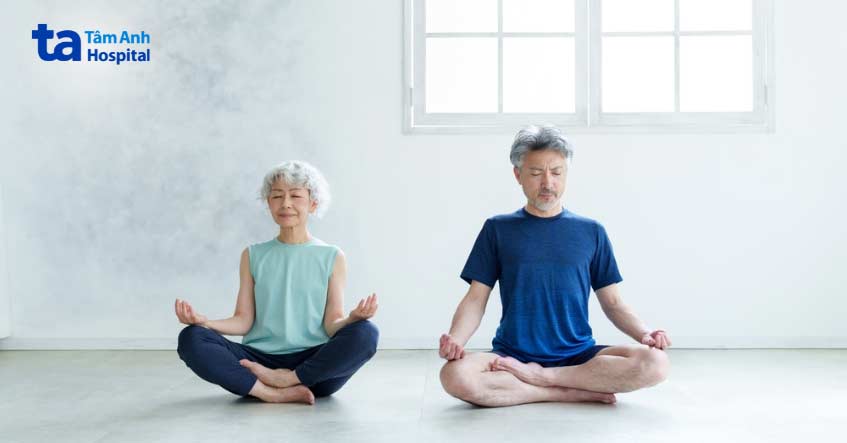 tập yoga giúp cơ thể tăng cường sức khỏe tổng thể