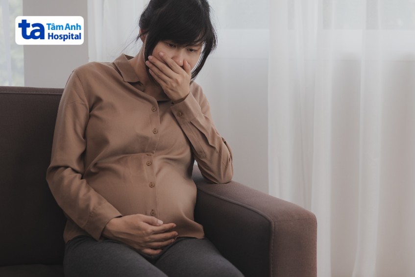 tình trạng nghén có thể khiến thai phụ bị suy nhược cơ thể