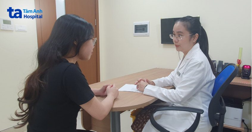 tư vấn cho khách hàng
