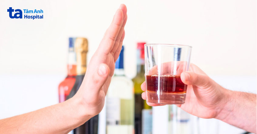 viêm bàng quang nên kiêng rượu, bia, chất kích thích