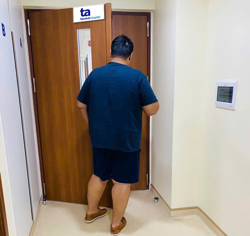 anh wong giảm được gần 20 kg sau hai tuần phẫu thuật