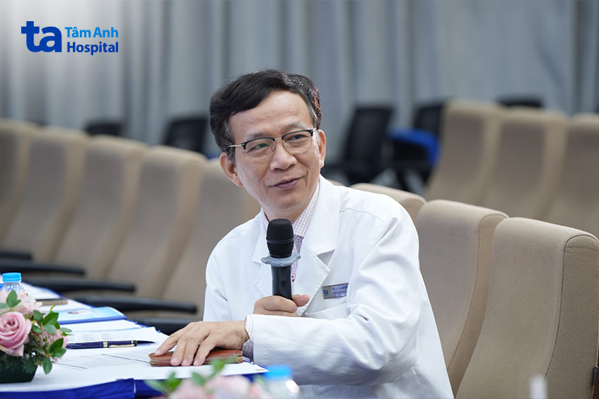 bs ngô quý châu tại hội thảo