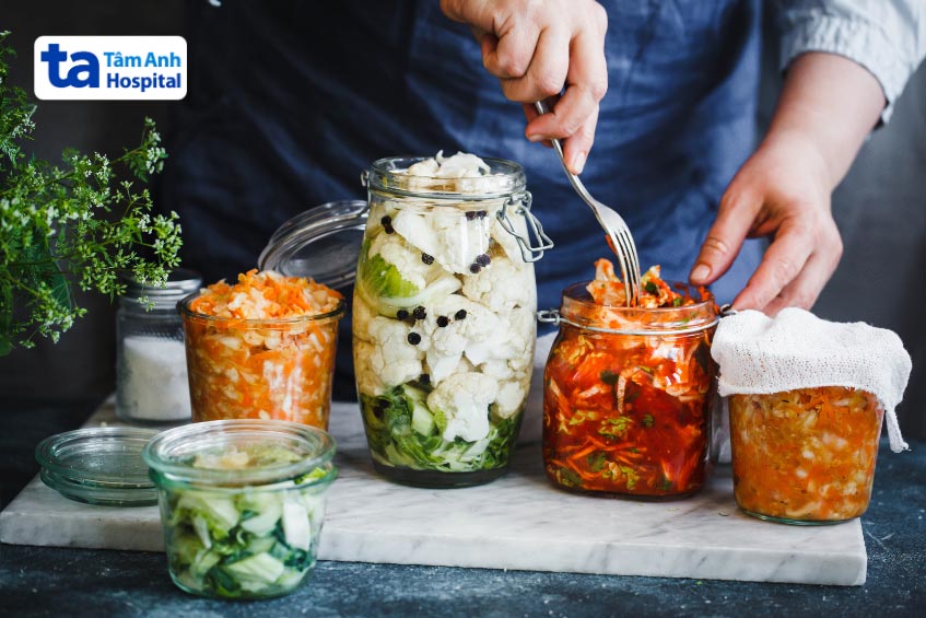 Đồ muối chua được nhiều người Việt ưa chuộng nhưng lại chứa lượng muối cao