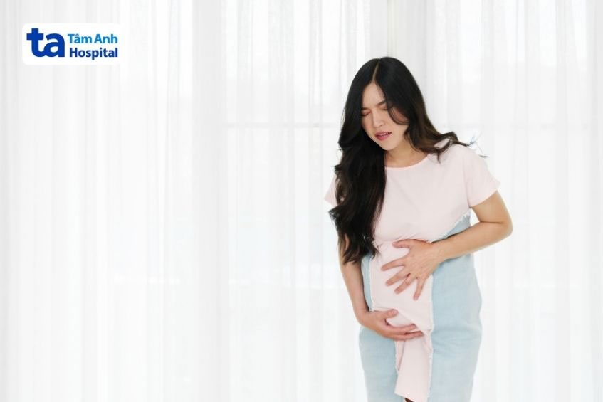 khí hư có lẫn máu và chất nhầy