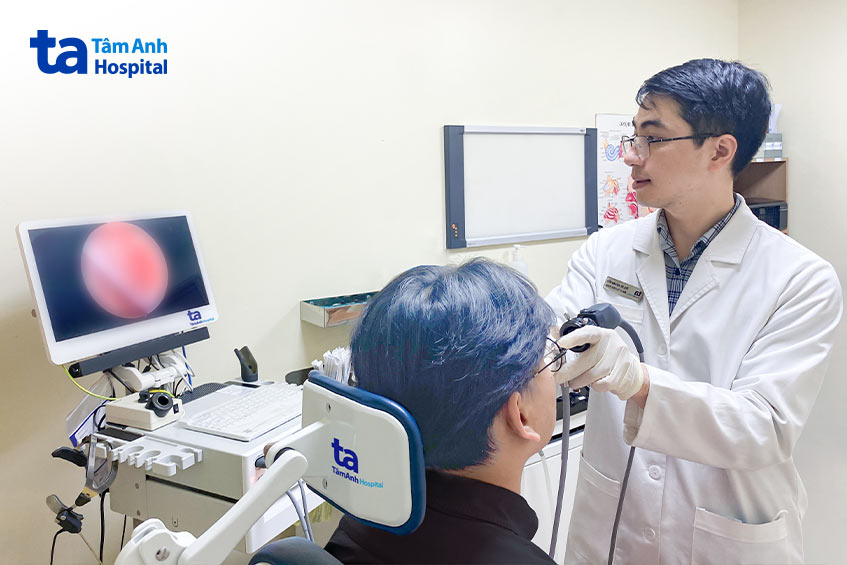 nội soi cho một người bệnh