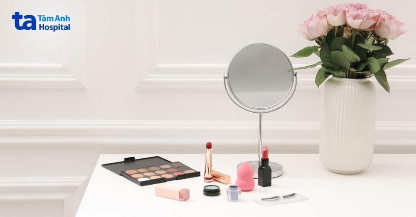 trang điểm sẽ dễ làm kích ứng da