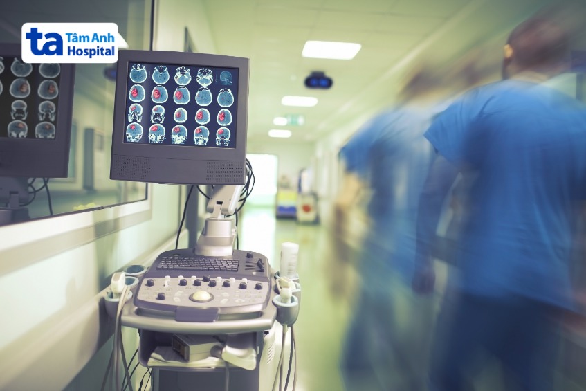 cấp cứu đột quỵ quận 7 gọi số 115 hoặc tổng đài tâm anh