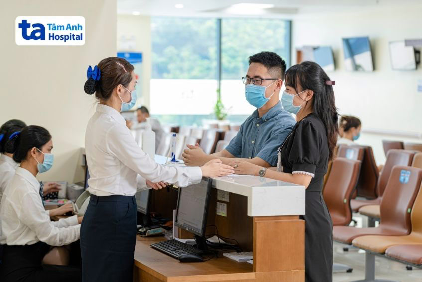 Cặp đôi thăm khám hiếm muộn tại Trung tâm khám chữa bệnh Tâm Anh Quận 7