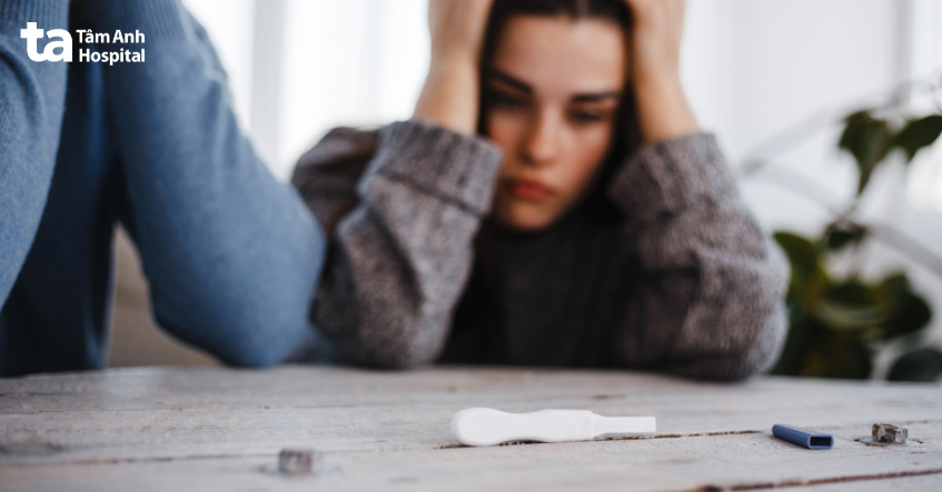 Chuyển phôi thất bại khi phôi không phát triển thành thai nhi trong tử cung người mẹ