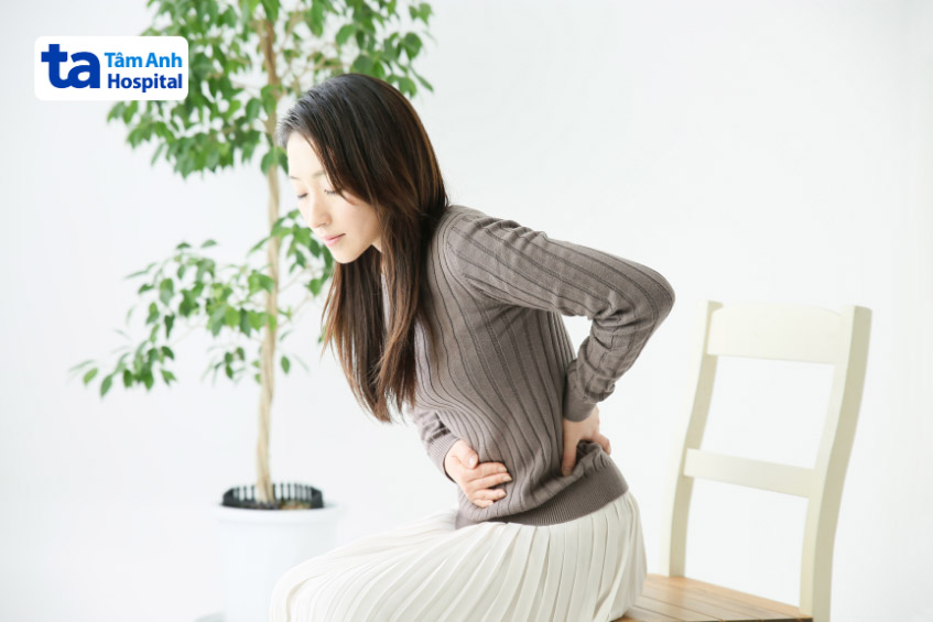 đau lưng là tình trạng thường gặp ở thai phụ