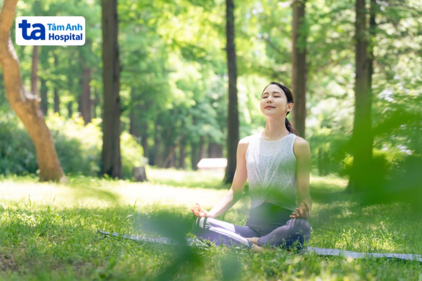 Giảm căng thẳng, stress bằng các biện pháp thư giãn để ngăn ngừa huyết áp kẹp