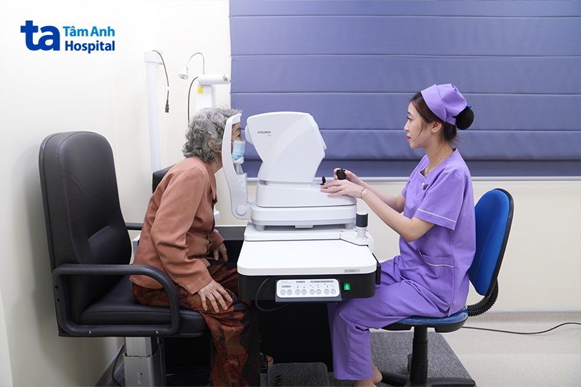 khám đục thủy tinh thể tại bvđk tâm anh