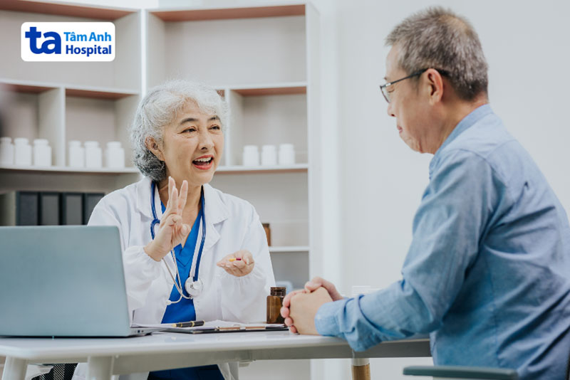 Tham khảo ý kiến của bác sĩ trước khi sử dụng thuốc Varogel 10ml