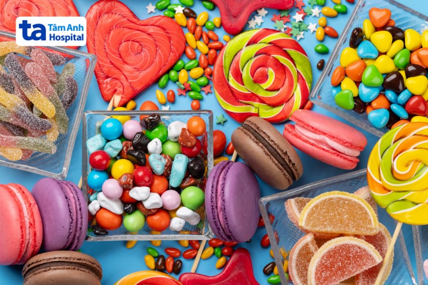 men gan cao kiêng ăn gì, thực phẩm chứa nhiều đường